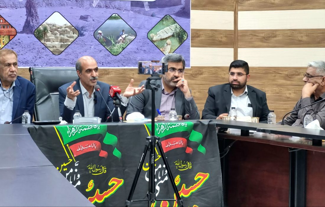 آیین نکوداشت روز خبرنگار در فرمانداری شهرستان هیرمند برگزار شد